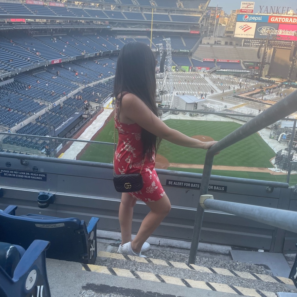 Meet your Posher, Myrna